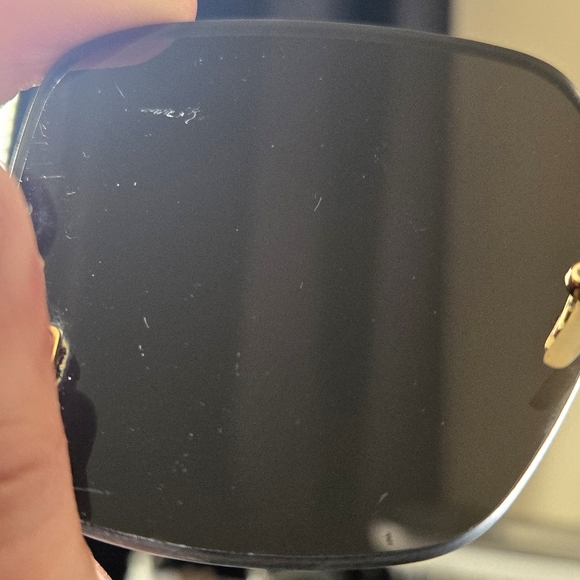 Gucci Oversized GG0352s 001 Sunglasses RARE! - Picture 14 of 15